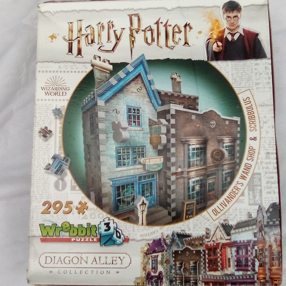 3D Harry Potter Diagon Alley Puzzle - Blue and Gray
